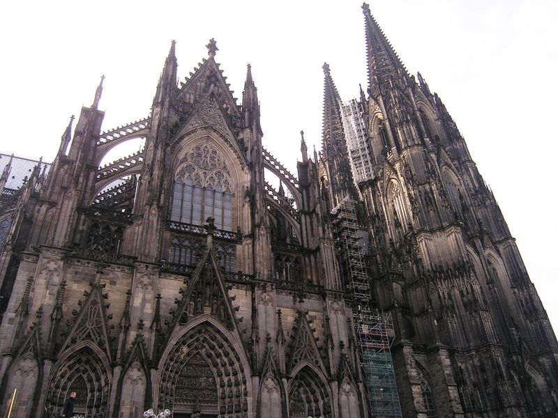 檔案:AuraviaCathedral.jpg